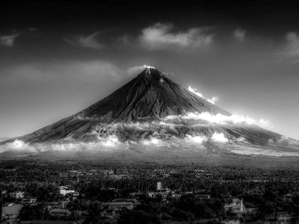 Mayon vulkán 1 puzzle online fotóról