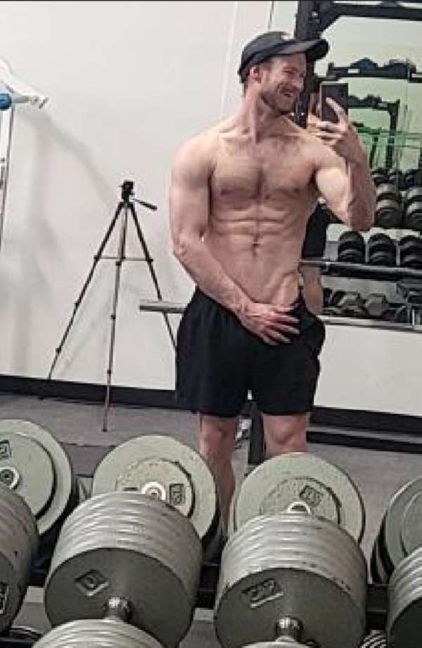 Muscle Josh puzzle online from photo