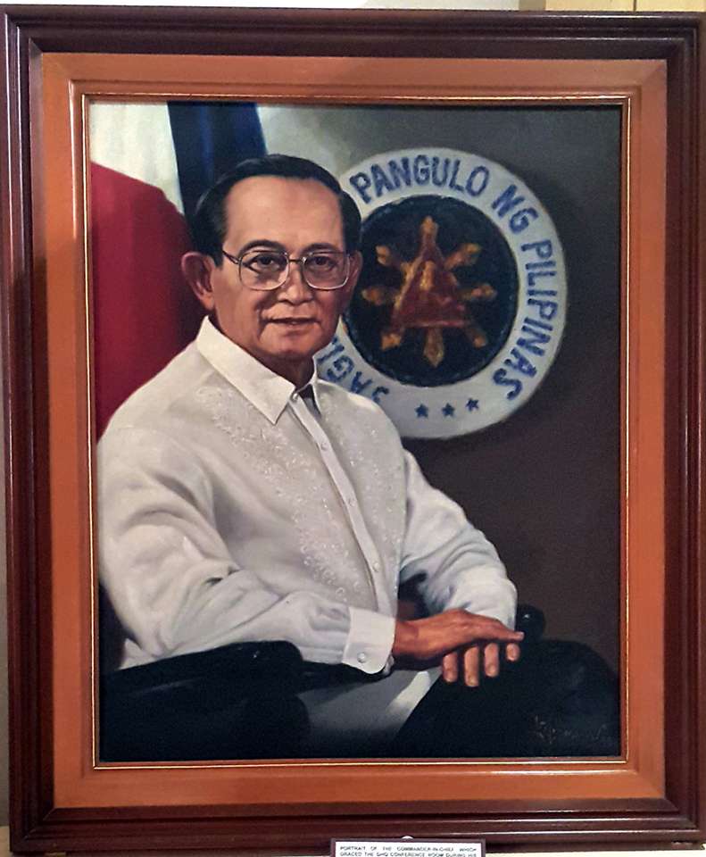 fidel ramos puzzle online from photo