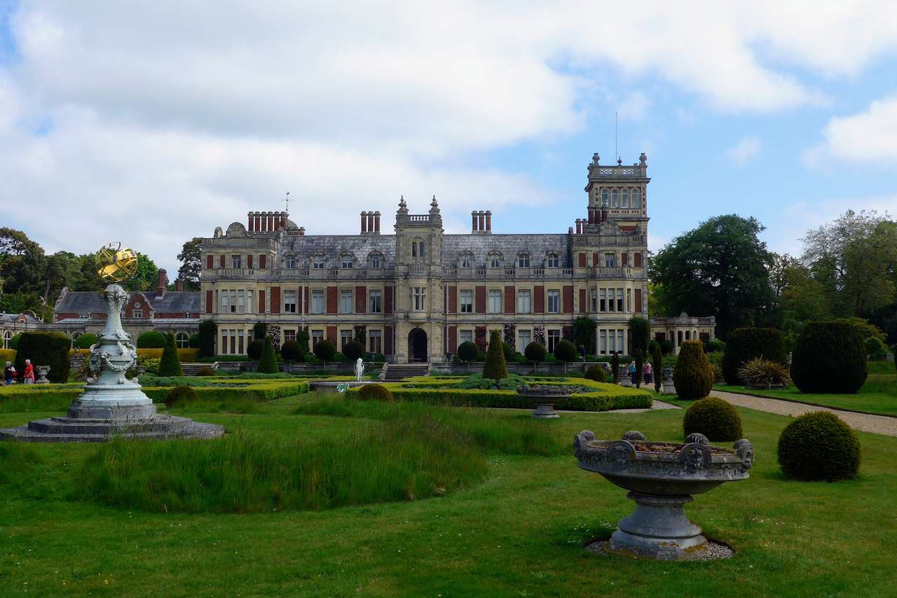 Somerleyton house 23 puzzle online from photo