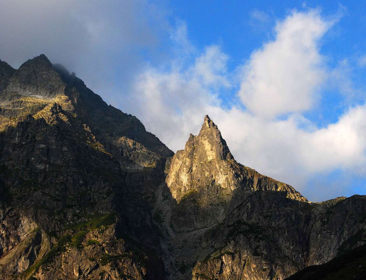 Tatra munk pussel online från foto