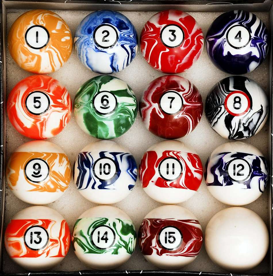 Docorated Pool Balls online puzzle