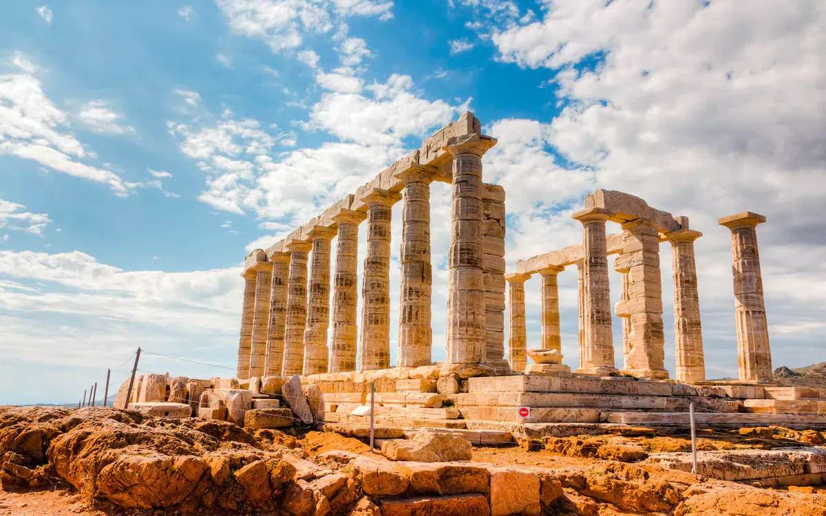 Tempel-van-Poseidon-op-Kaap-Soenion-Griekenland puzzle online din fotografie
