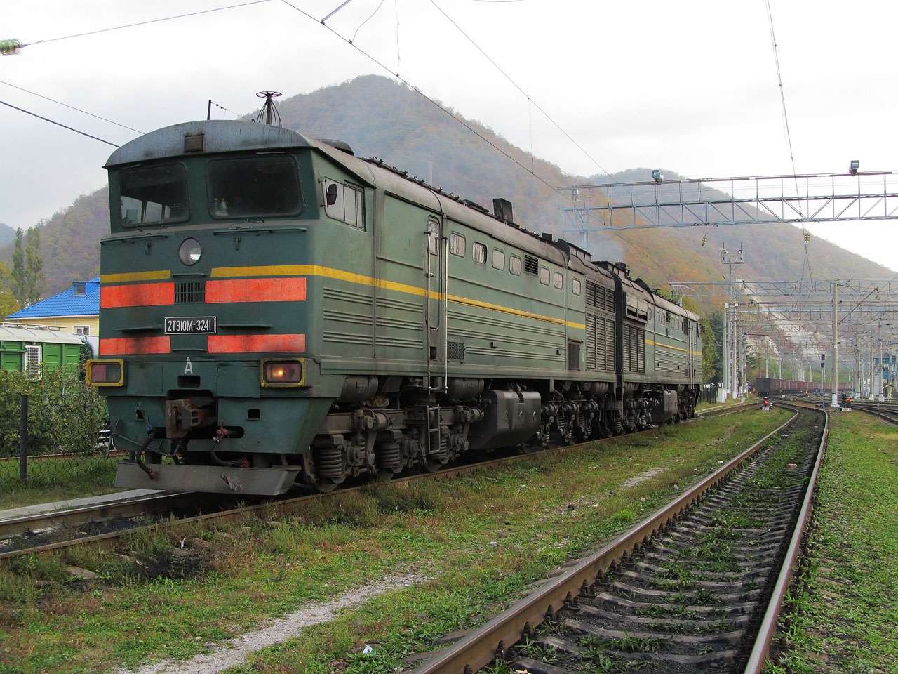 Lokomotive 2TE10M Online-Puzzle