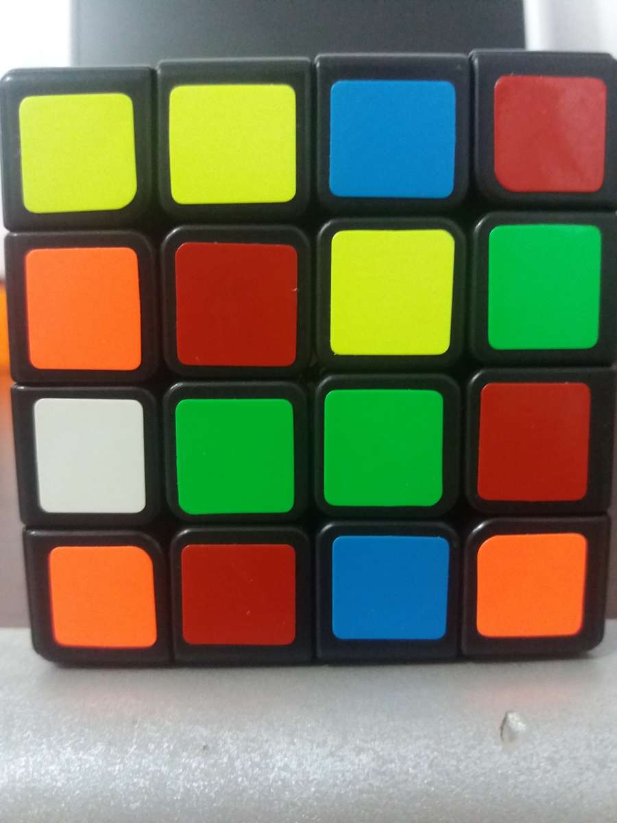 ¡Desafío maestro de rubik del cubo 4x4! 1200 piezas! puzzle online a partir de foto
