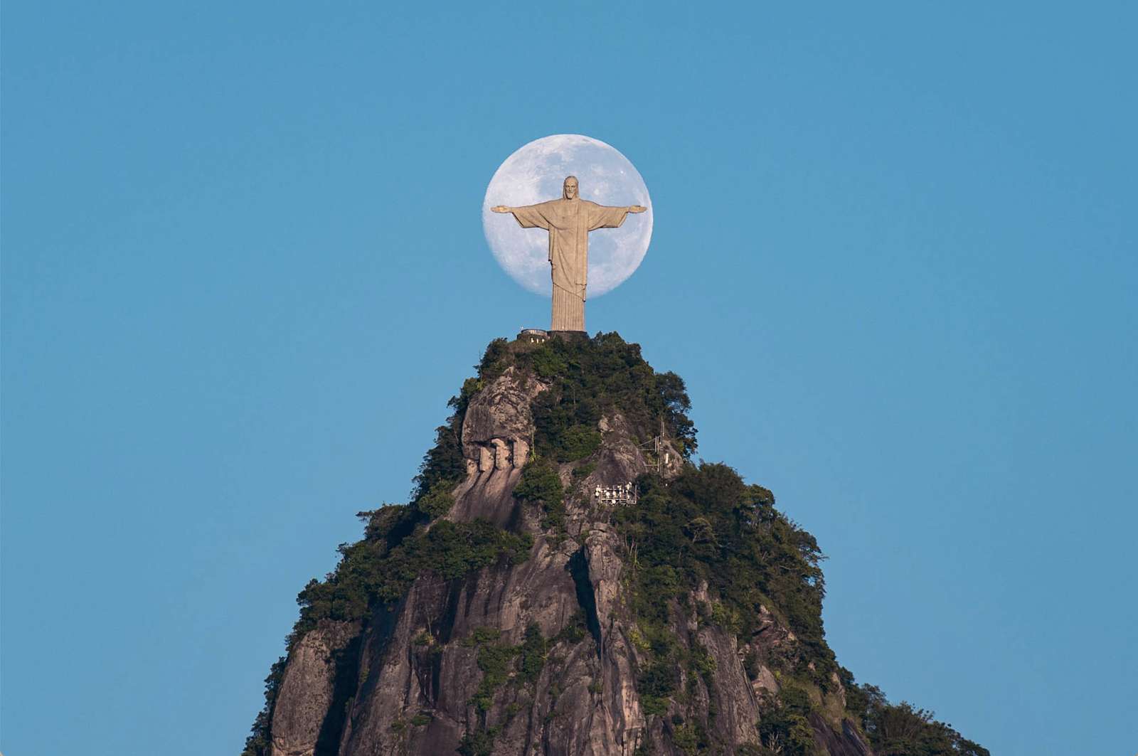 コルコバードのキリスト像、ブラジル 写真からオンラインパズル