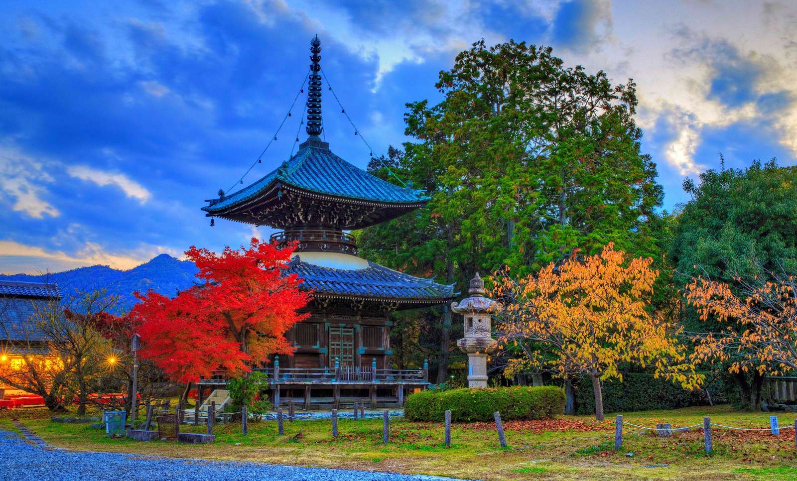 Пагода Киото онлайн пъзел от снимка