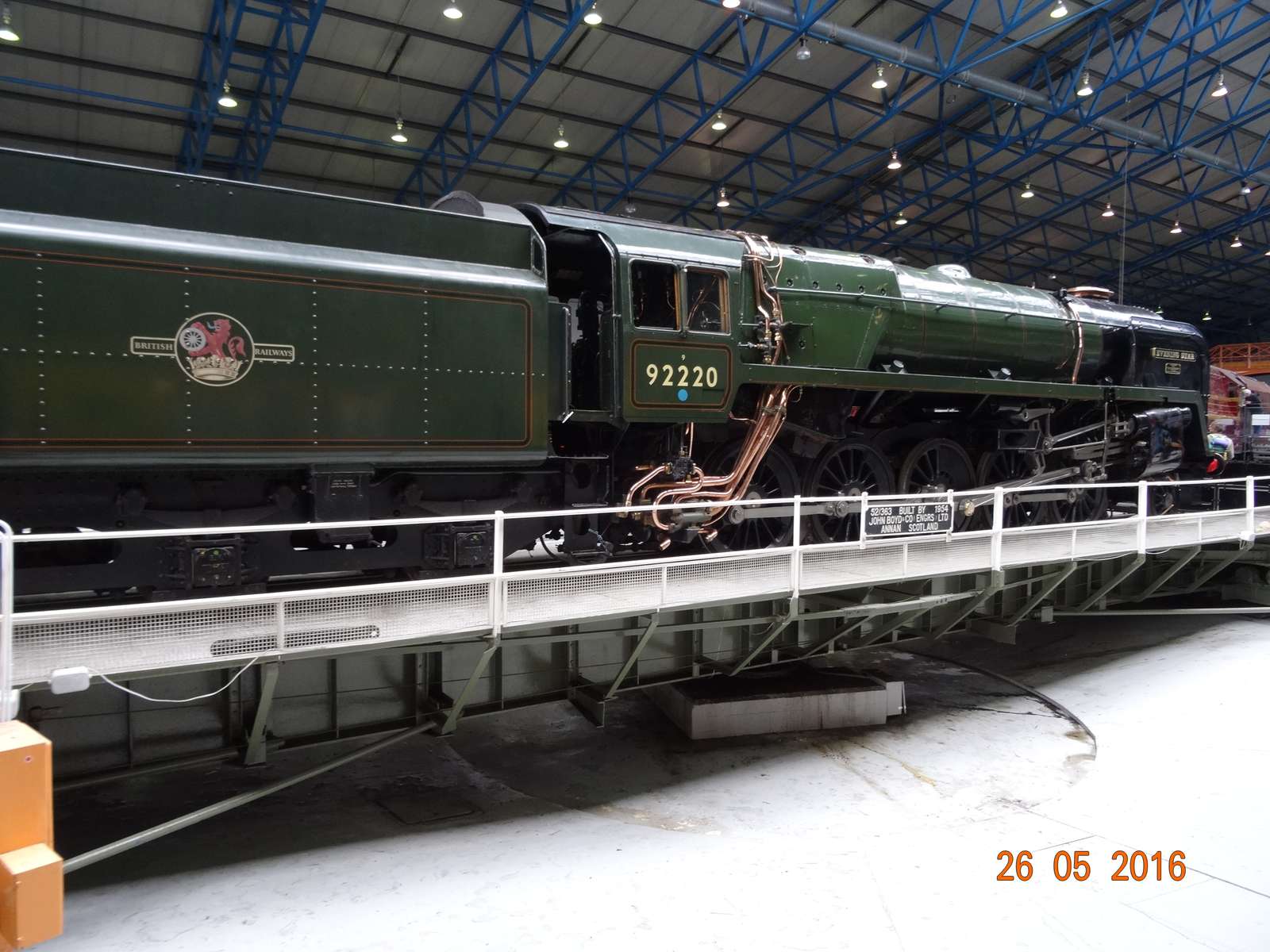 Locomotiva a vapor York England 1954 puzzle online a partir de fotografia