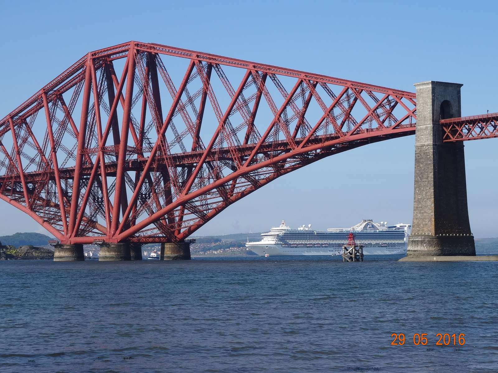 Scotland Forth Bridge puzzle online from photo