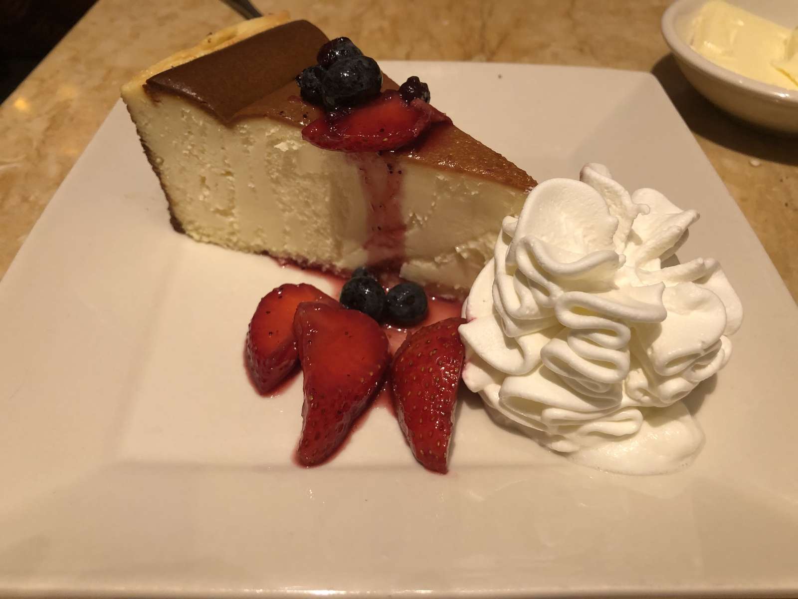 Cheesecake puzzle online from photo