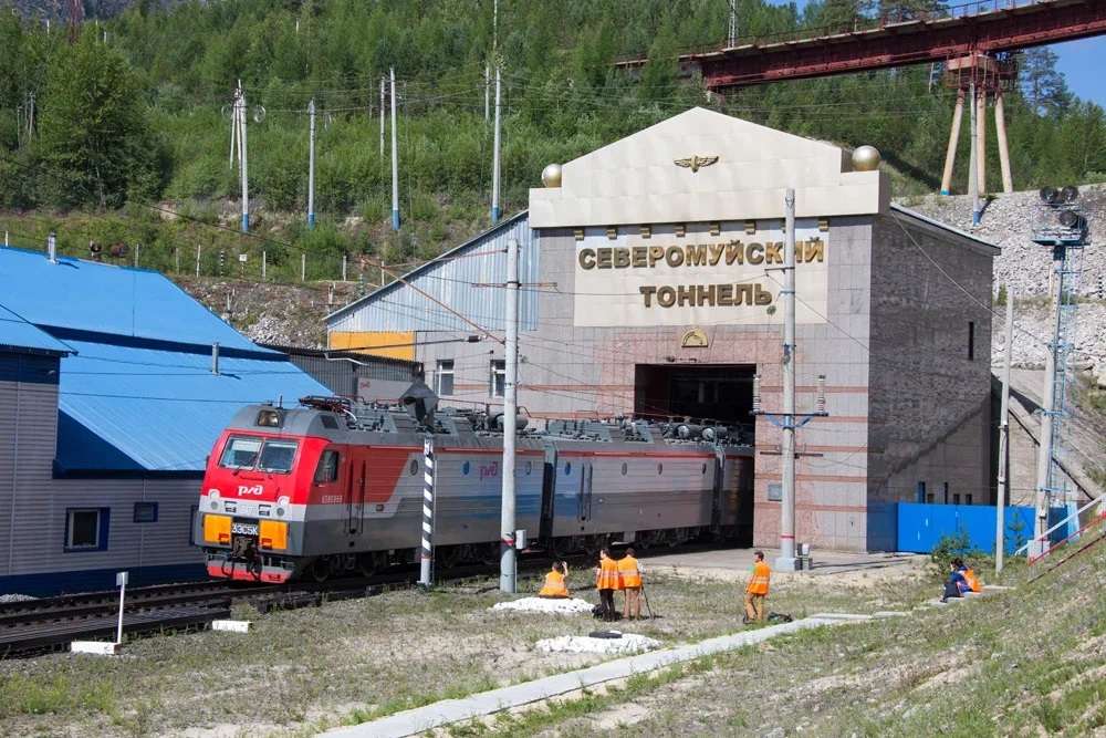 Severomuysky tunnel pussel online från foto