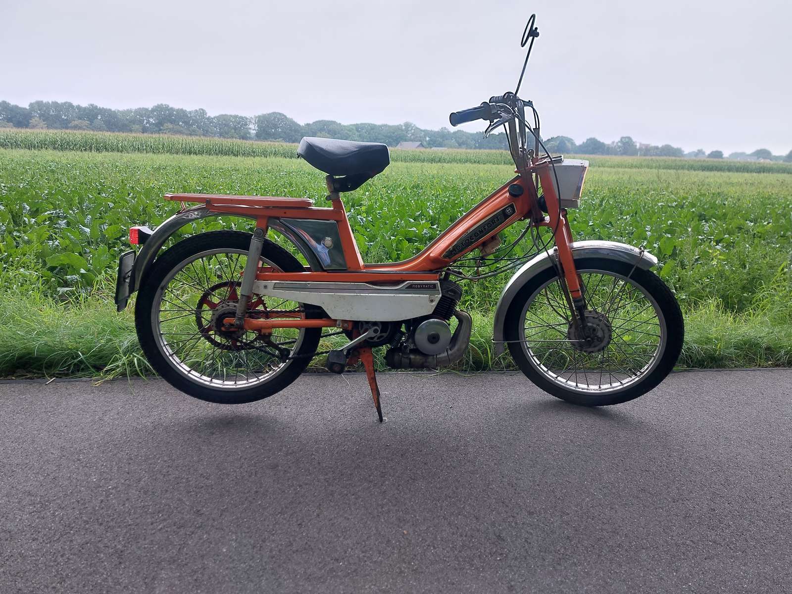 Mobylette 50 V, 39 km/h, Bj, 1970 puzzle online a partir de foto