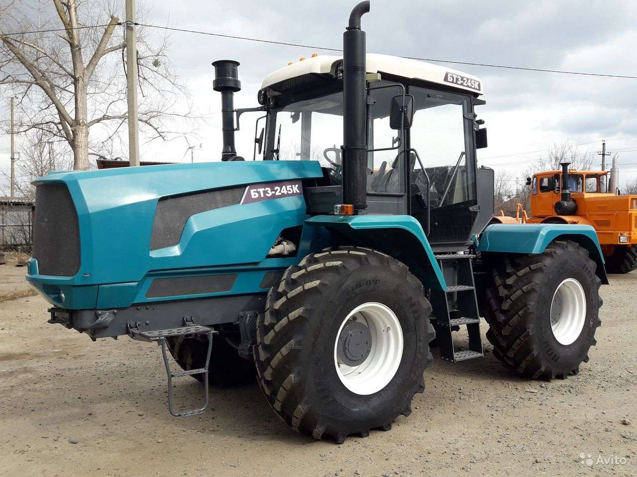BTZ-245K traktor puzzle online fotóról