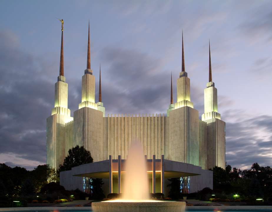 Храм у Вашингтоні, округ Колумбія онлайн пазл