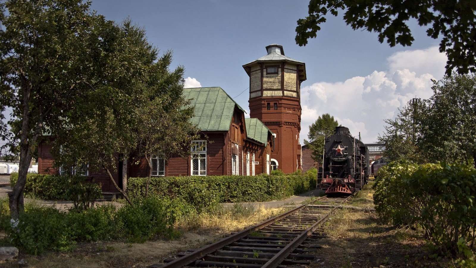 depozit de locomotive puzzle online din fotografie