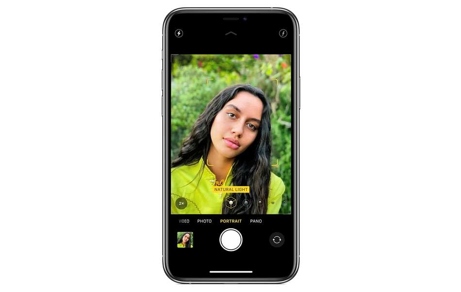 SELFIE GIRL puzzle online from photo