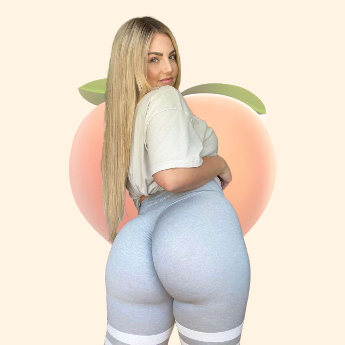 BIG PEACH BUTT puzzle online from photo