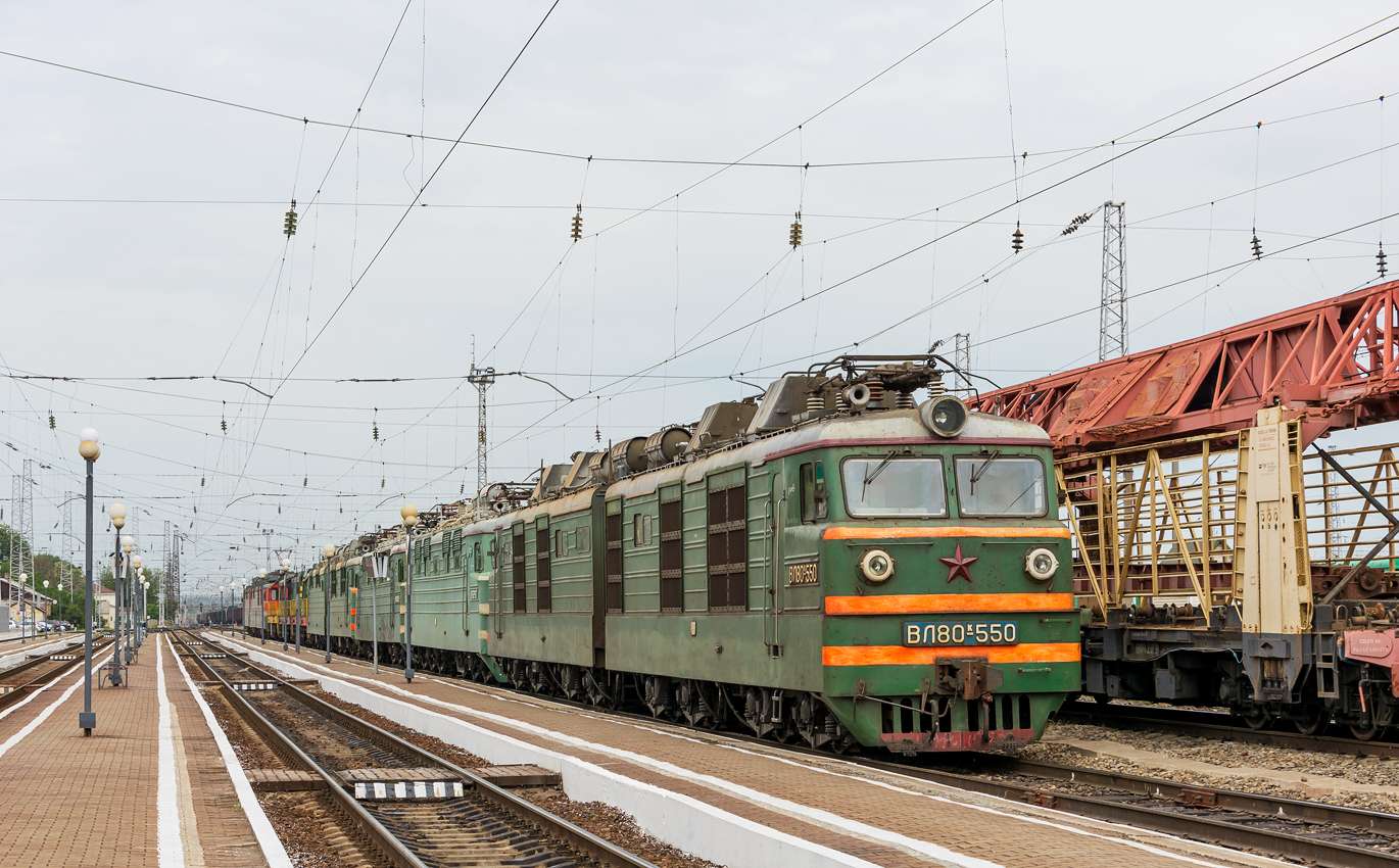 електровоз вл80к-550 онлайн пазл