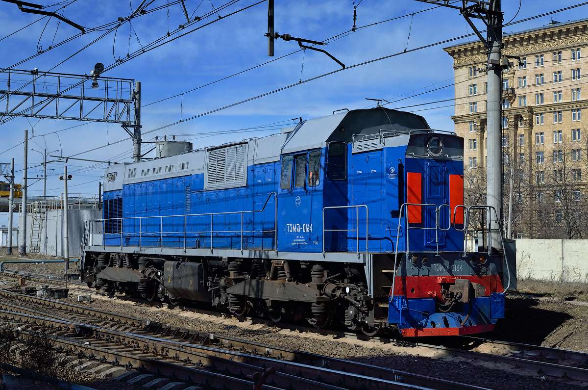 локомотив ТЕМ 7А-0164 онлайн пъзел