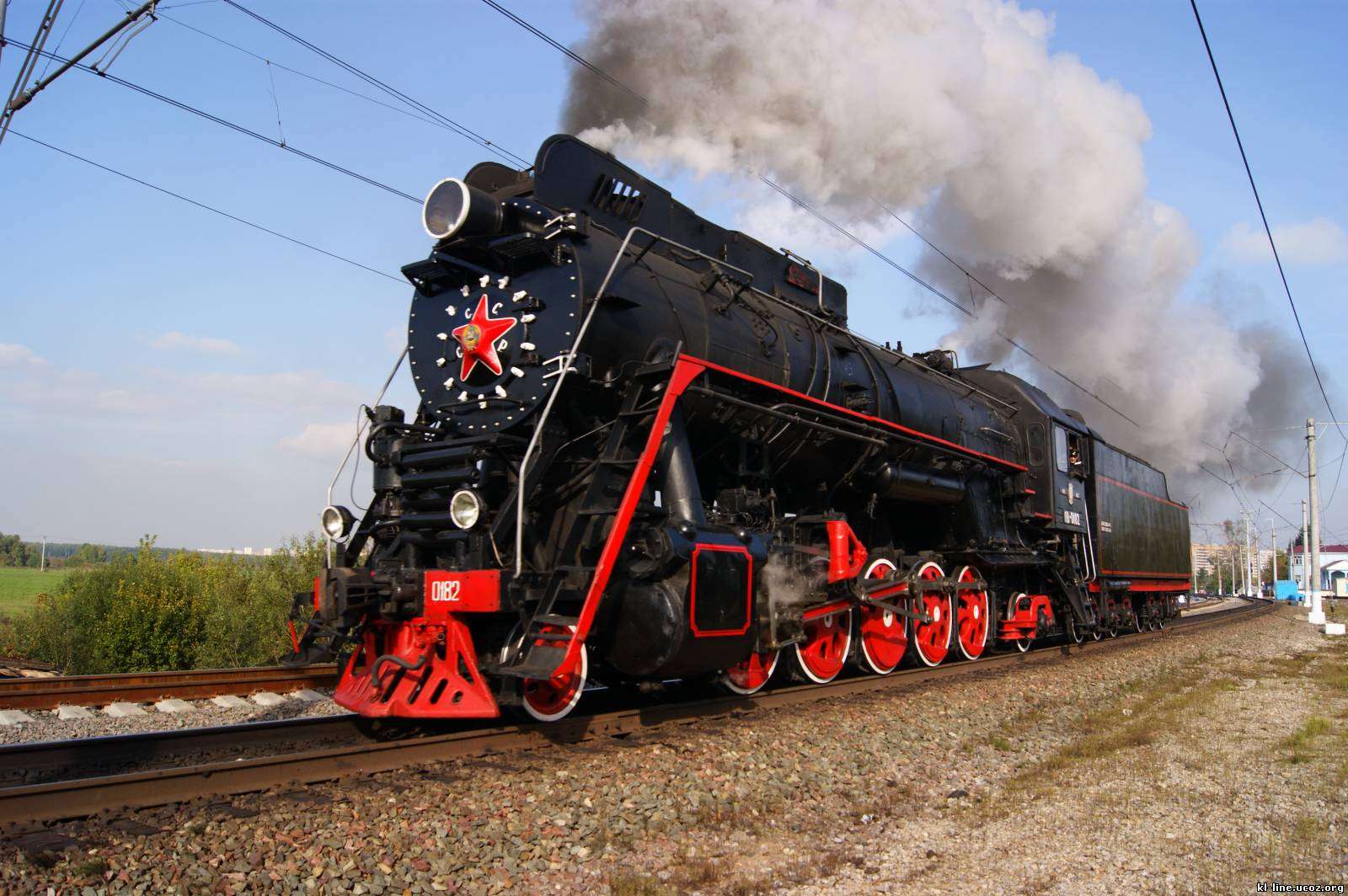 locomotive LV-0182 puzzle online from photo