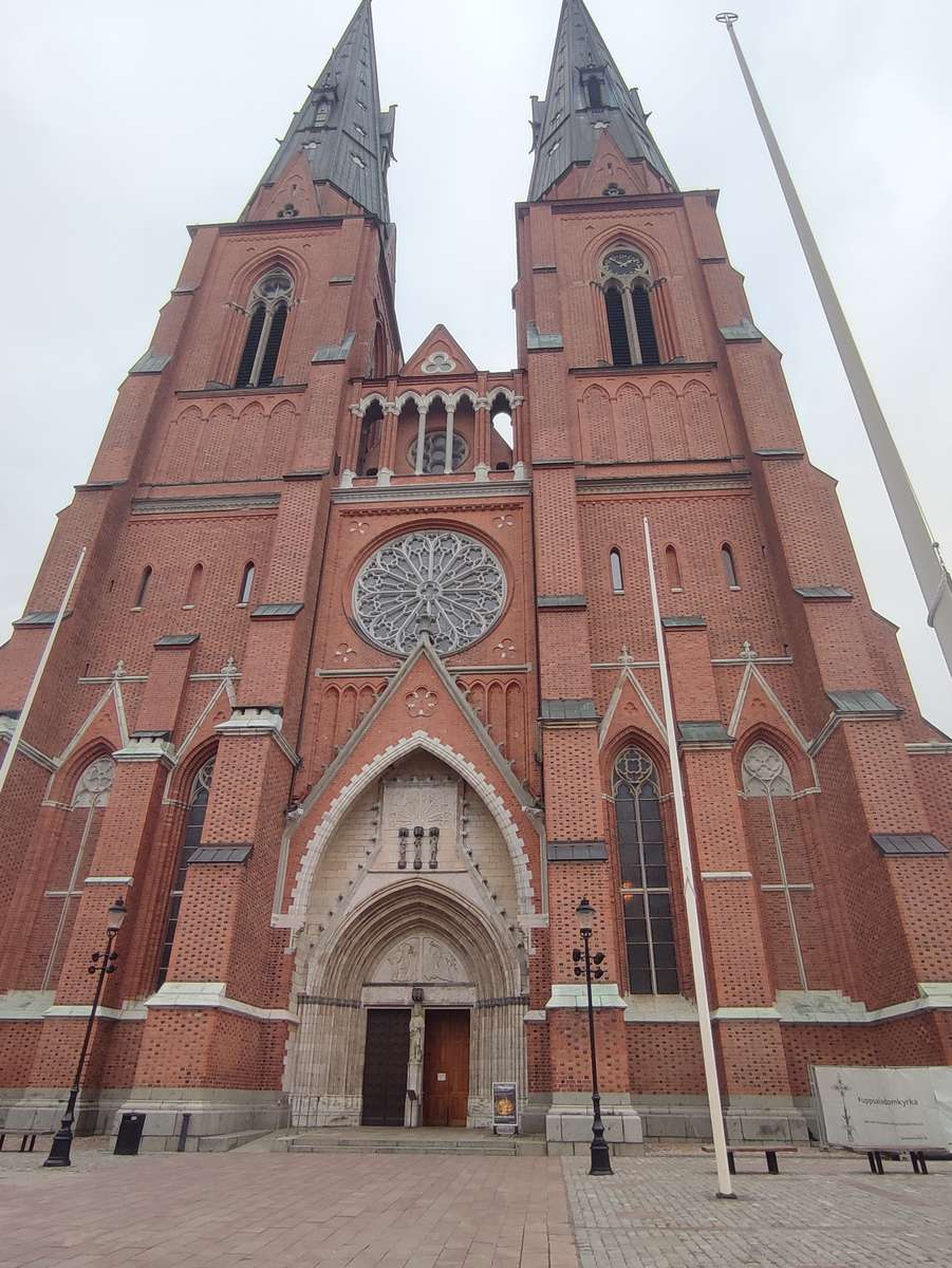 Uppsala domkyrka Sverige Pussel online