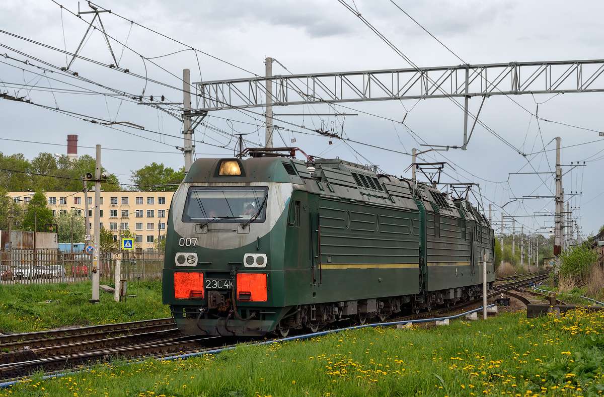 locomotiva electrica 2es4k-007 puzzle online din fotografie