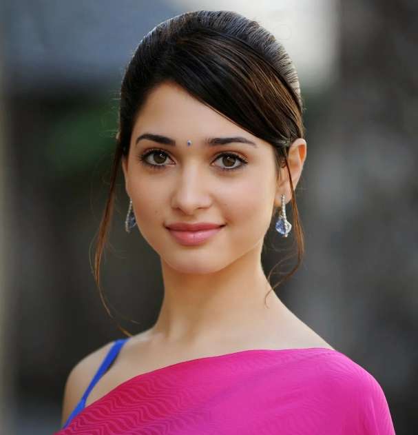 Tamanna Bhatia puzzle online z fotografie