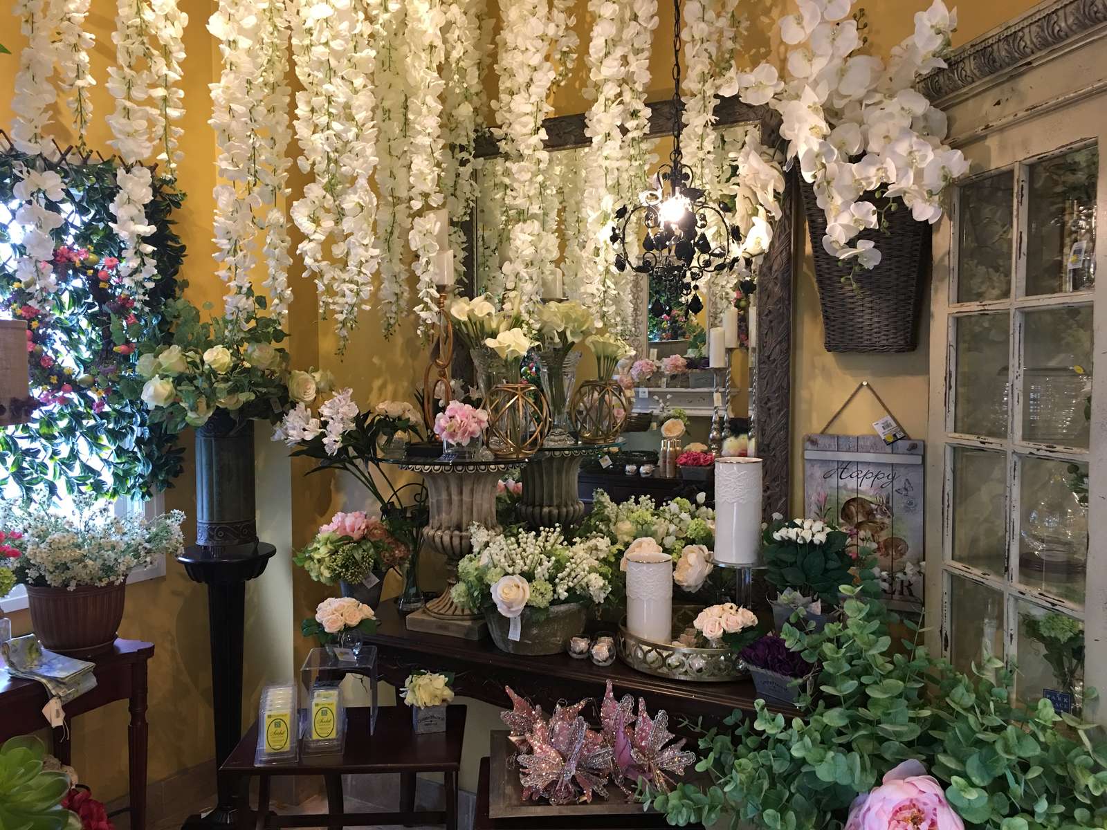 Inside A Flower Shop online puzzle