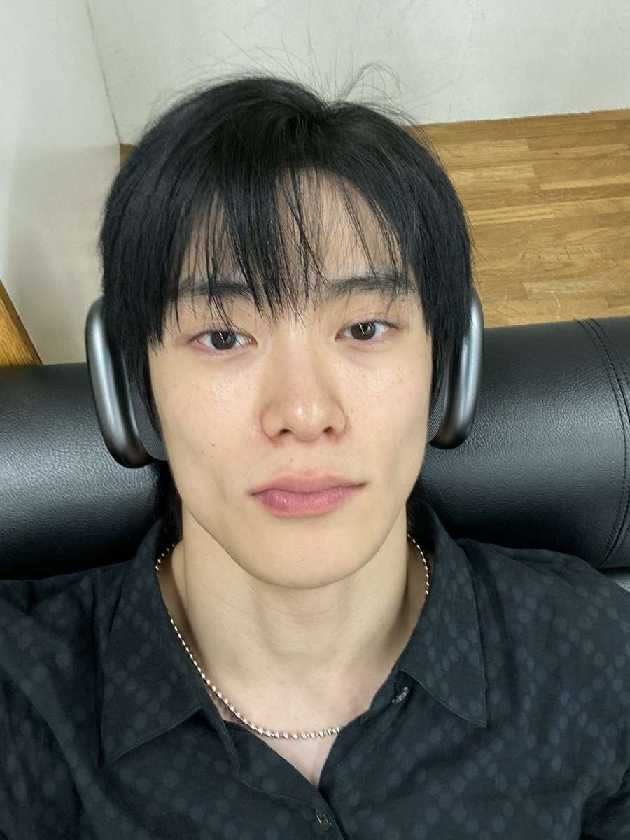 Jaehyun 재현 pussel online från foto