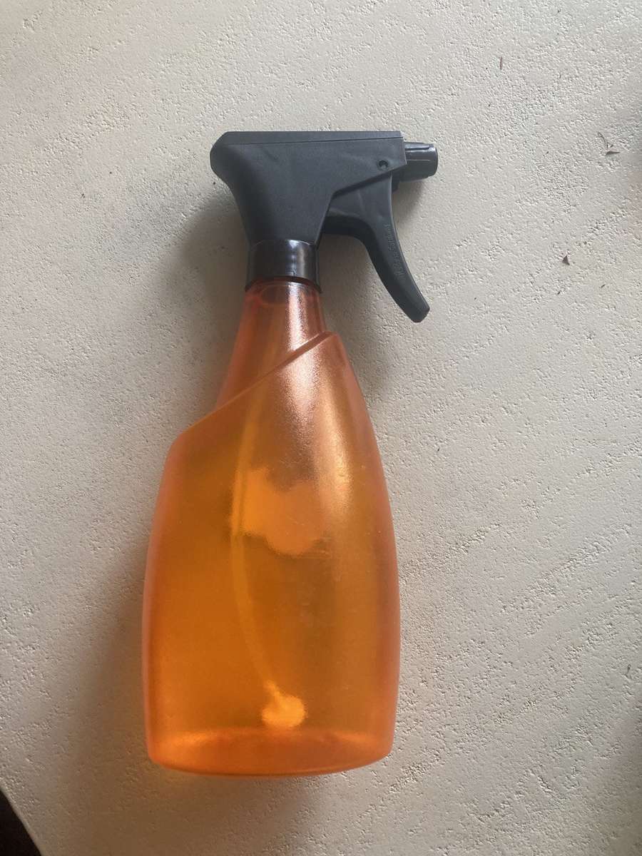 sprayflaska pussel online från foto