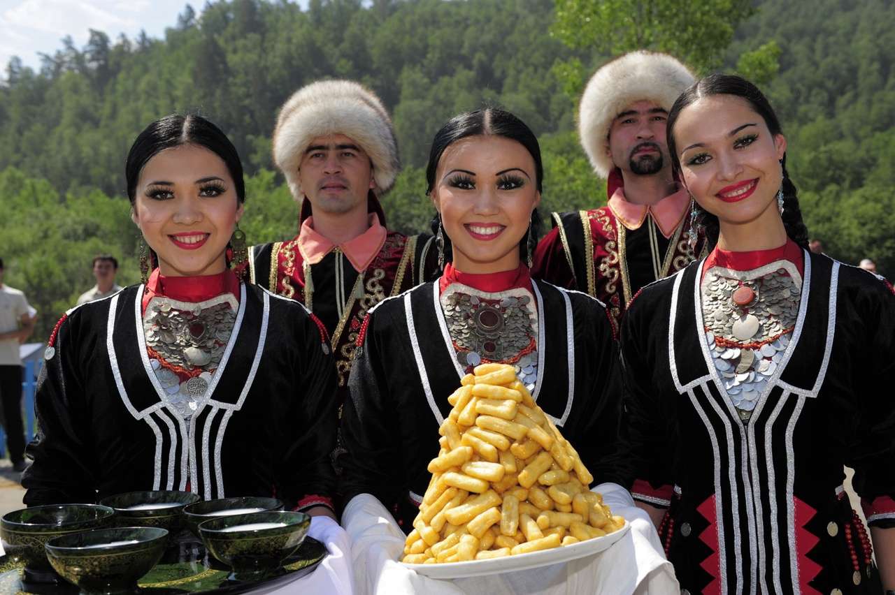Башкиры. Многонациональная Россия пазл онлайн из фото