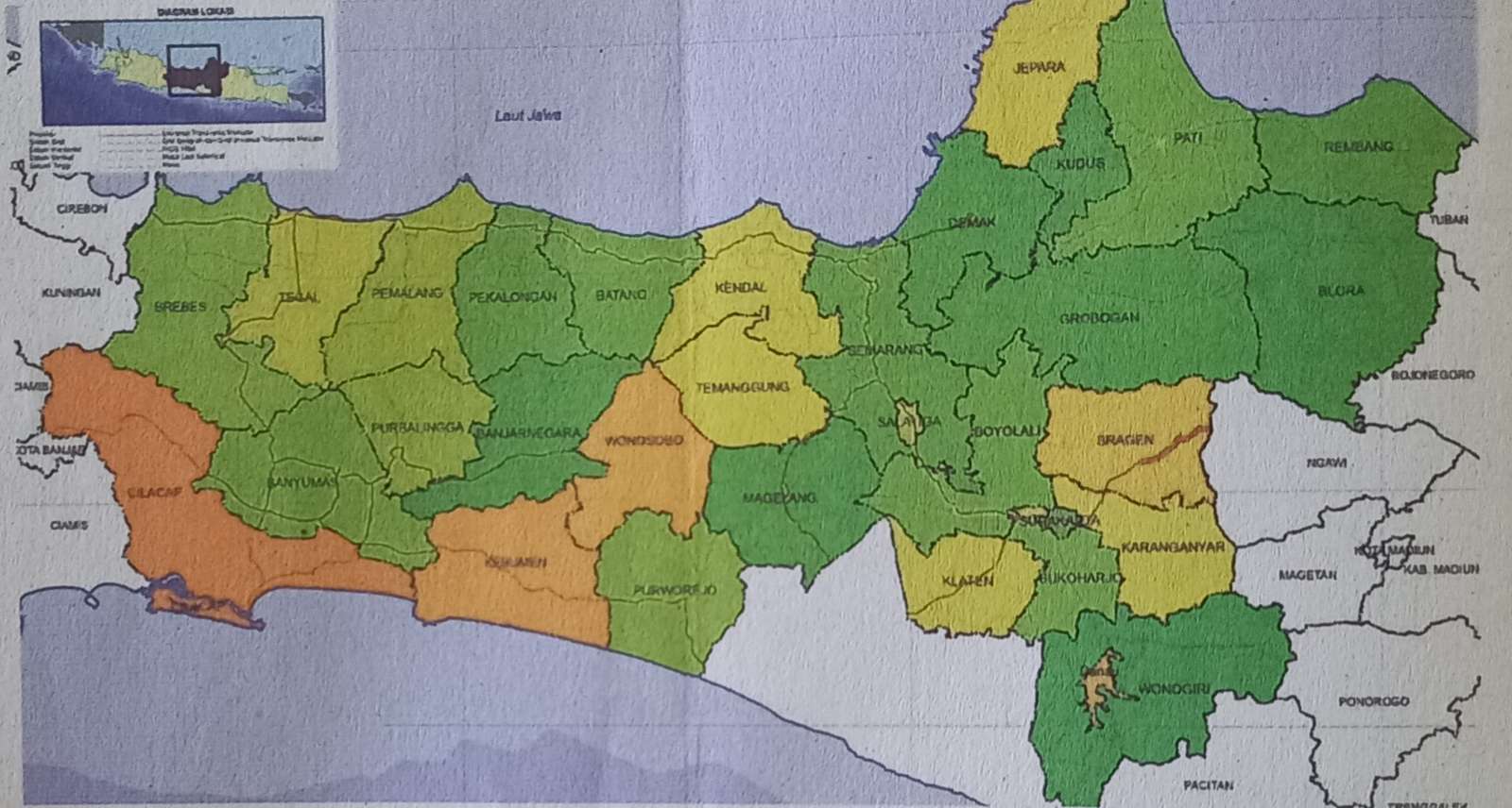 Peta Indonésia puzzle online a partir de fotografia