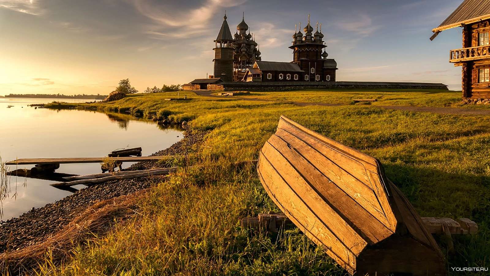 monument of wooden architecture online puzzle