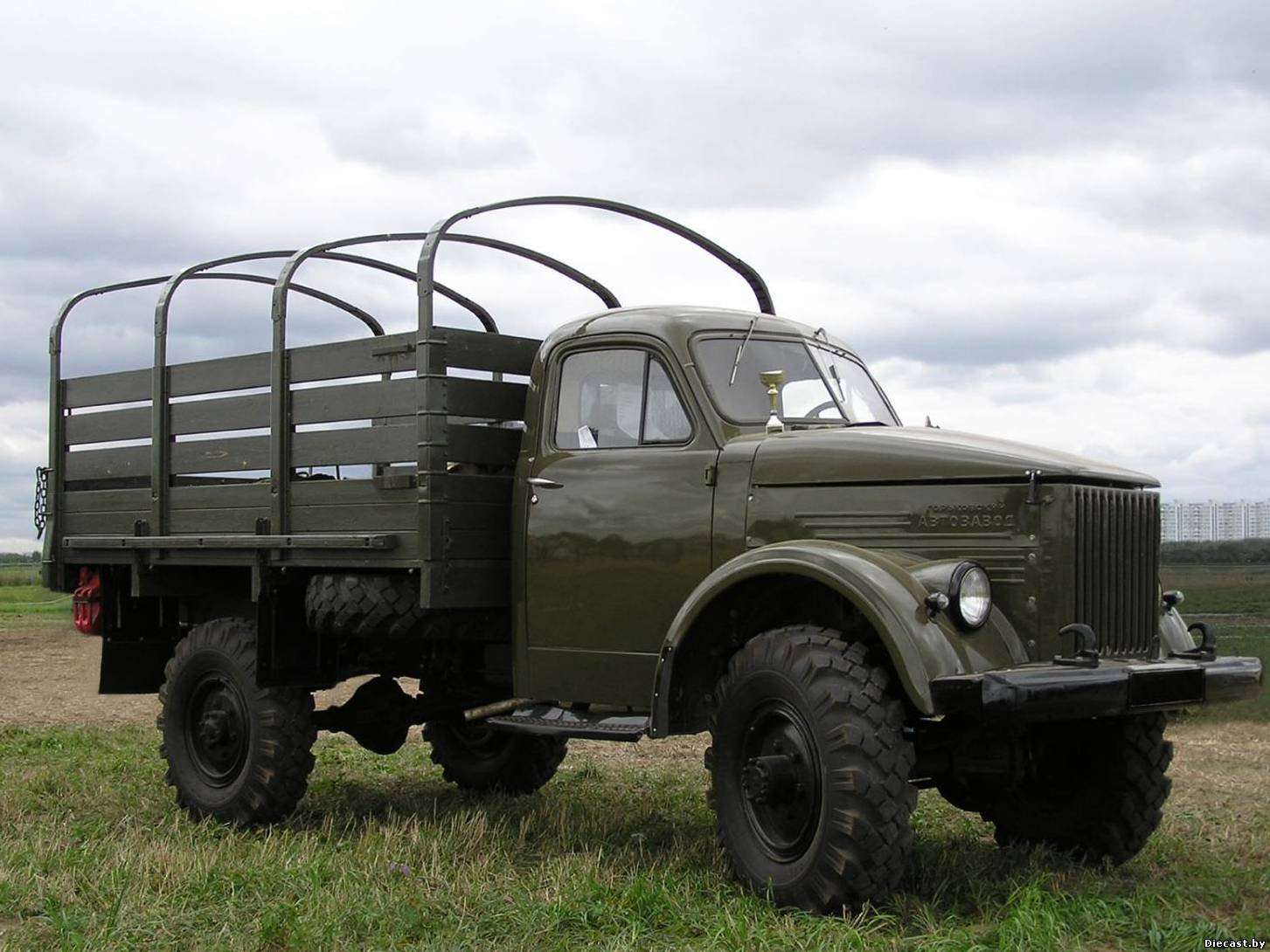 GAZ-63 lastbil pussel online från foto