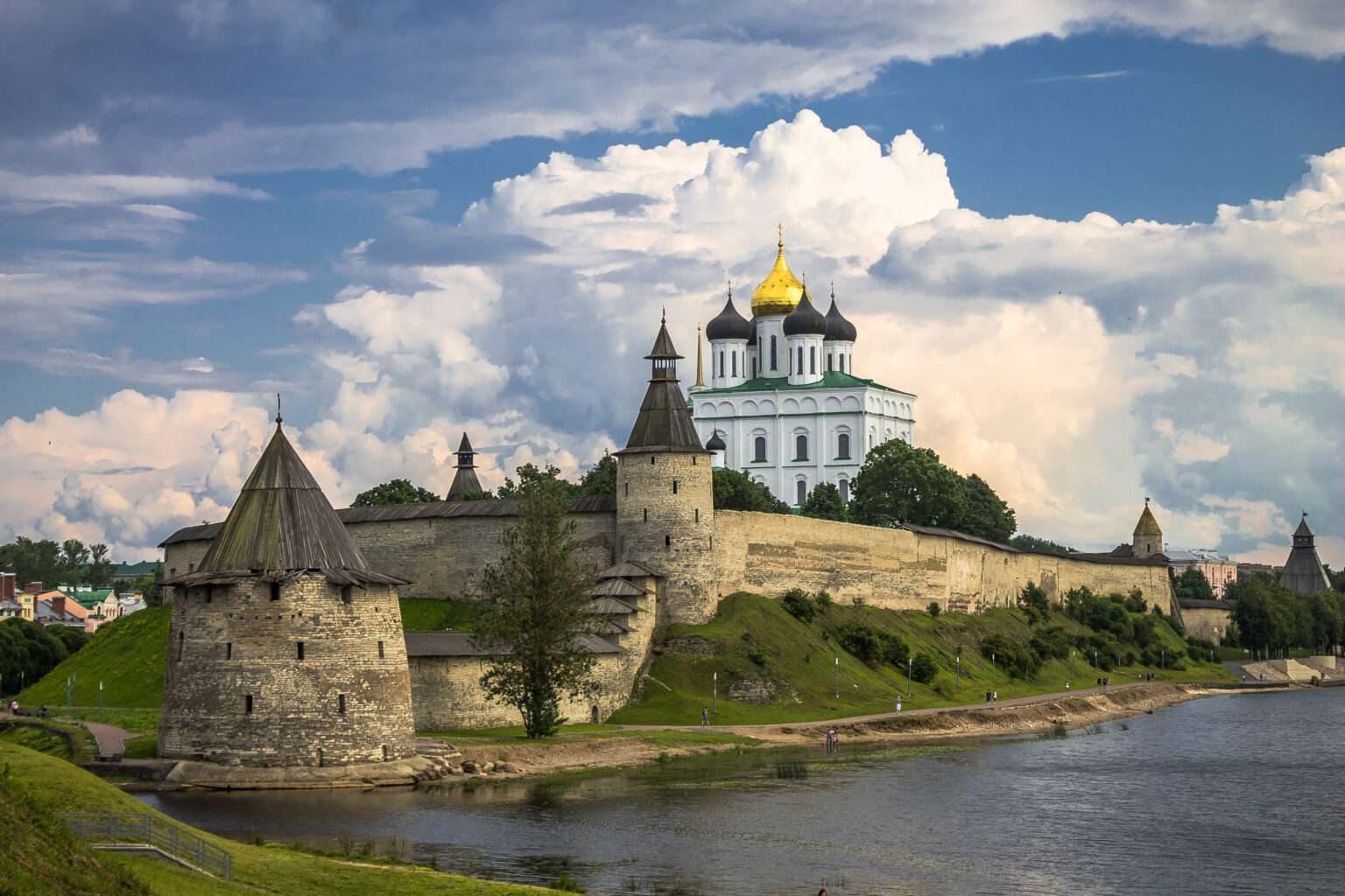 православный храм онлайн-пазл