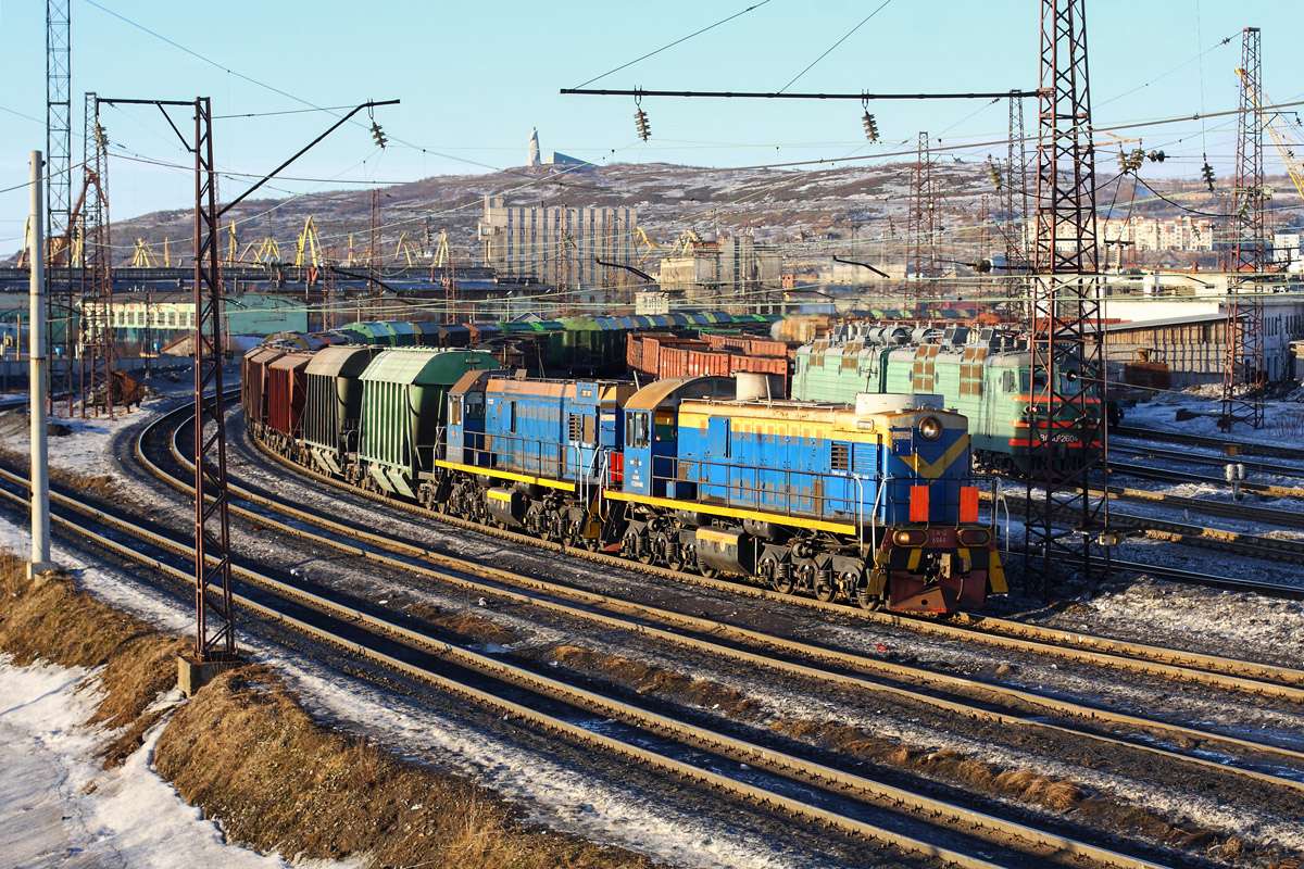 Russian Railways railway station puzzle online from photo