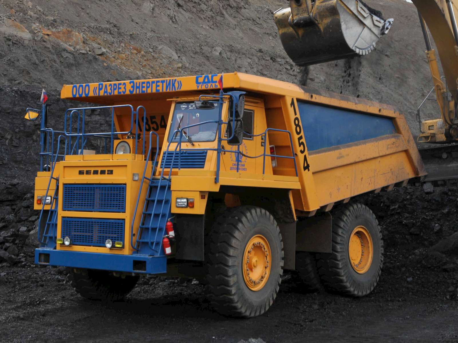 BELAZ mining dump truck puzzle online from photo