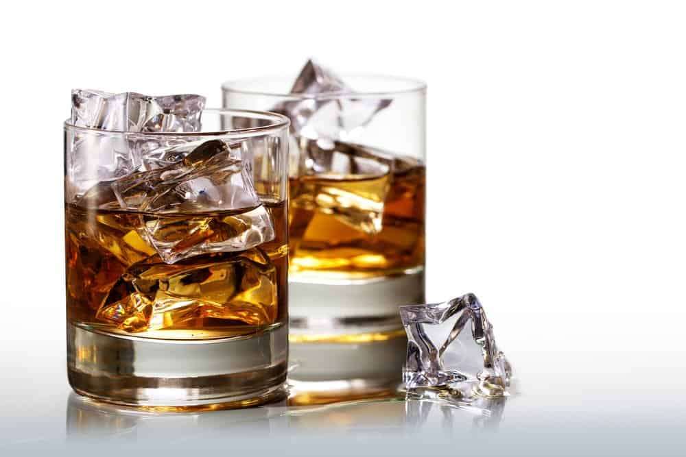 Whisky con ghiaccio puzzle online