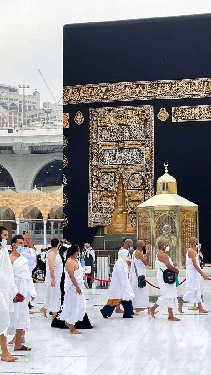 Ibadah Tawaf puzzle online from photo