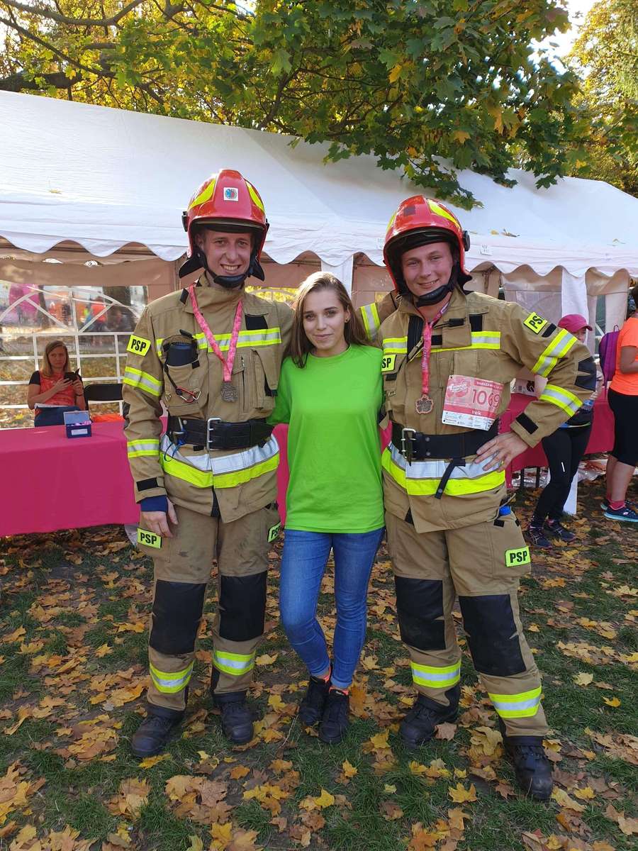 Bomberos de agua puzzle online a partir de foto