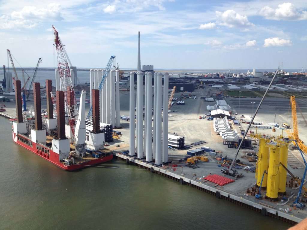 Offshore Pre-Assembly puzzle online from photo