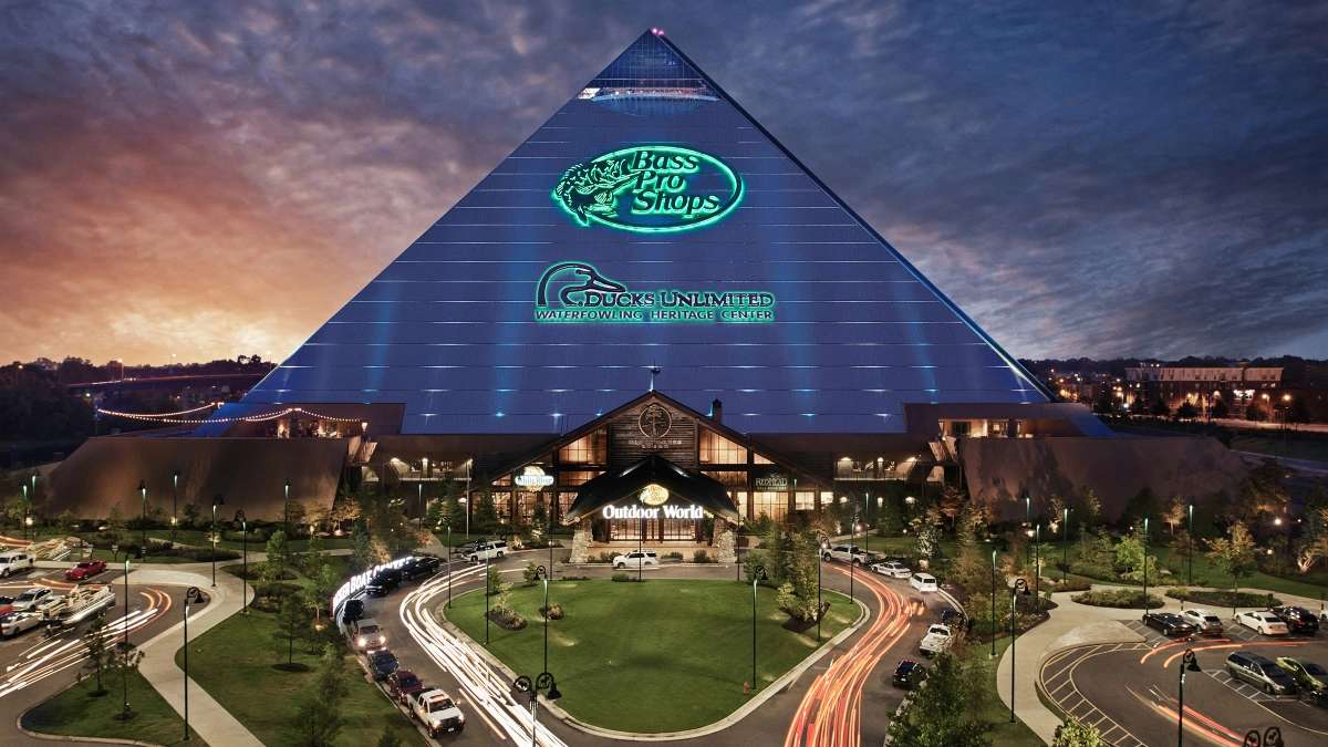 Bass pro pyramid puzzle online from photo