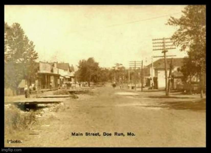 Calle principal, Doe Run, Missouri puzzle online a partir de foto