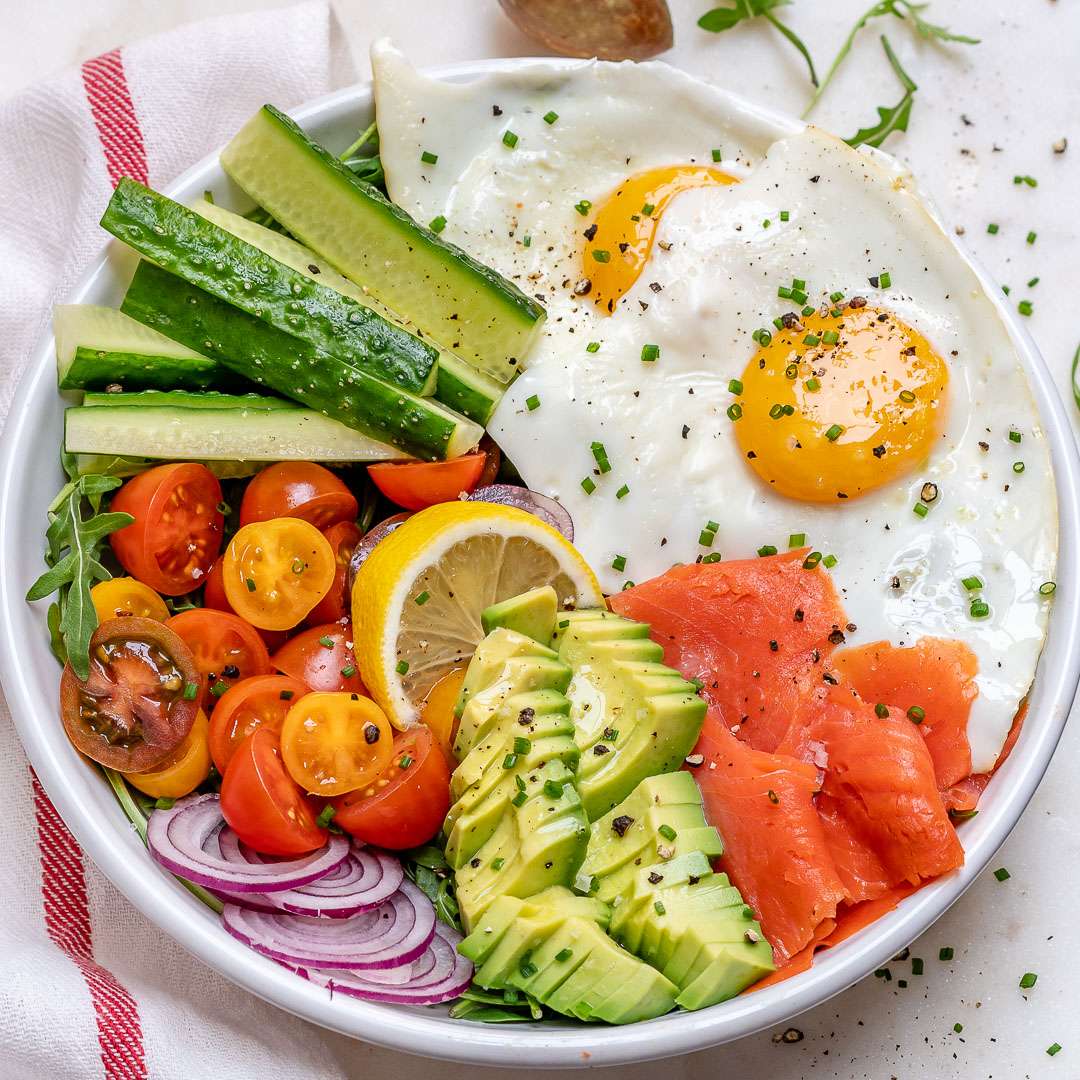 Smoked Salmon Breakfast Bowl puzzle online from photo