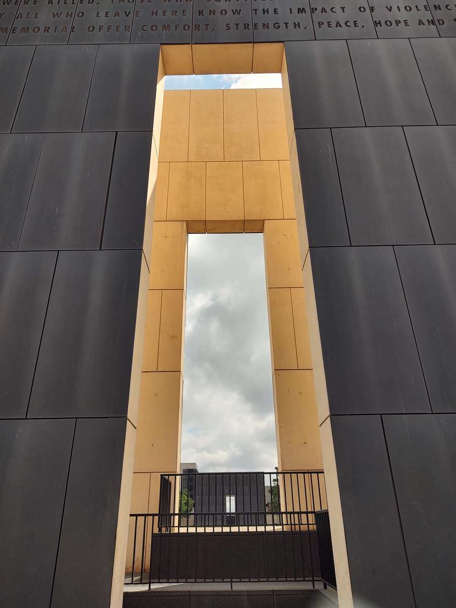Мемориал Оклахома-Сити пазл онлайн из фото