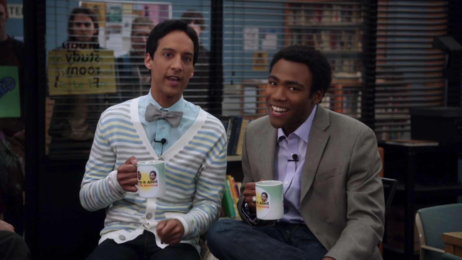 Troy en Abed in de ochtend online puzzel