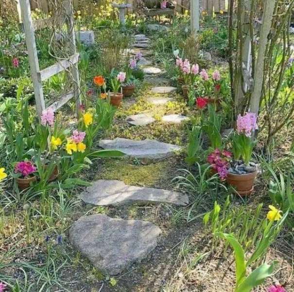 A kerti ösvény puzzle online fotóról