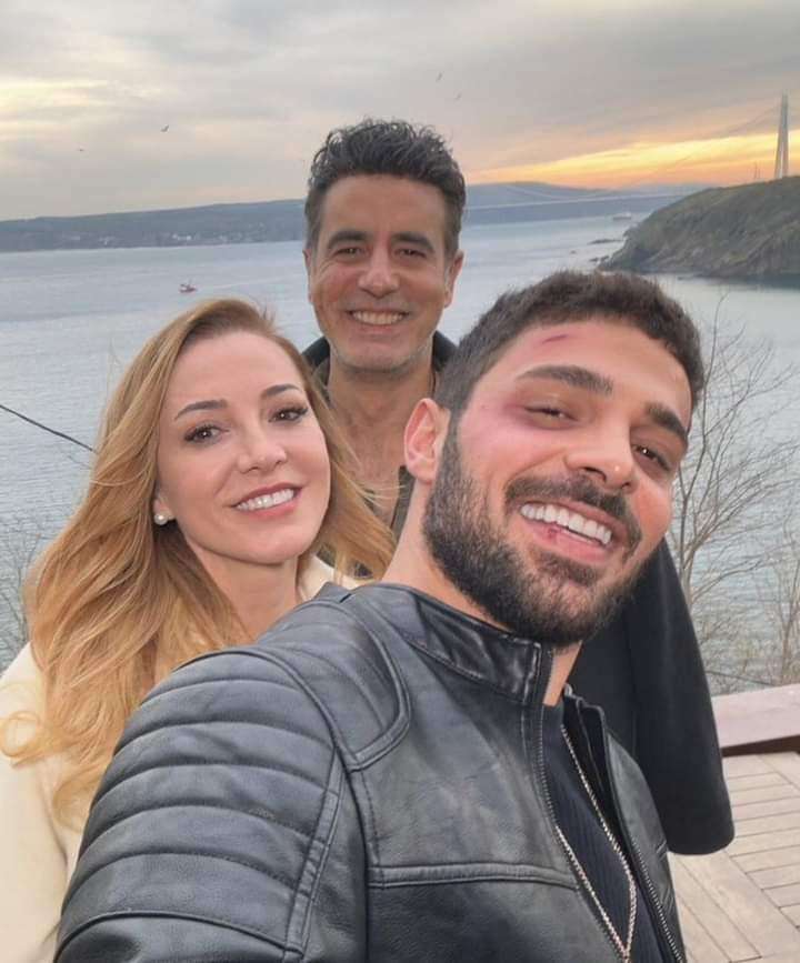 Aydin ailesi puzzle online da foto