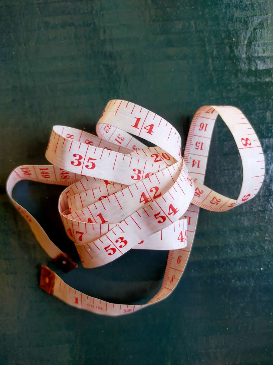 Tape measure puzzle online from photo