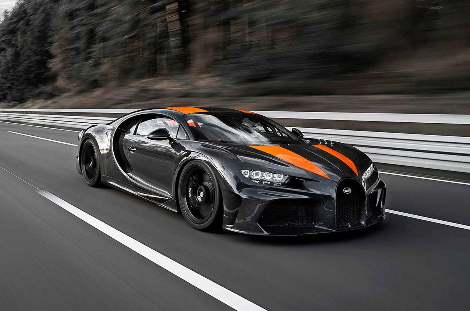 Bugatti Chiron скласти пазл онлайн з фото